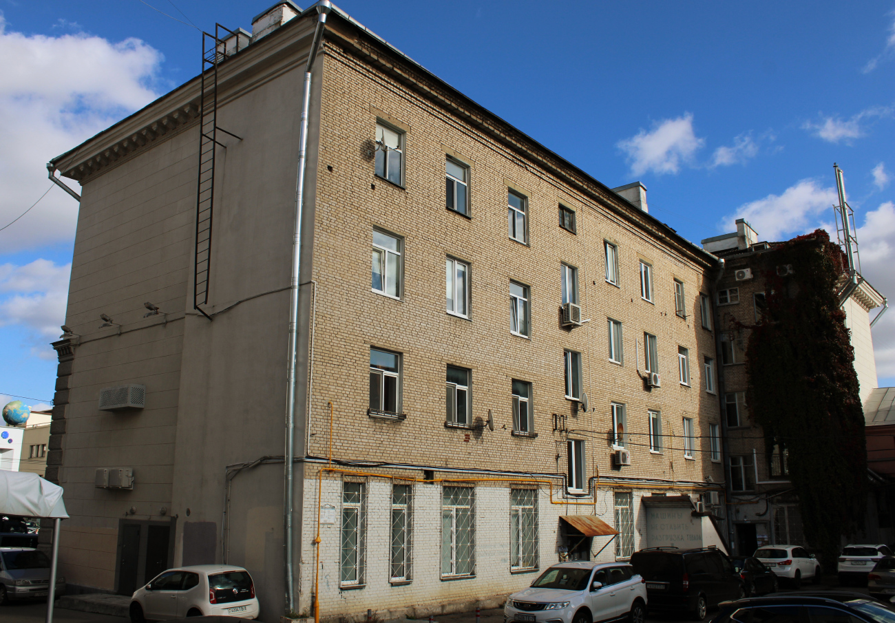 Минск, Улица Романовская Слобода, 1 / Улица Немига, 28