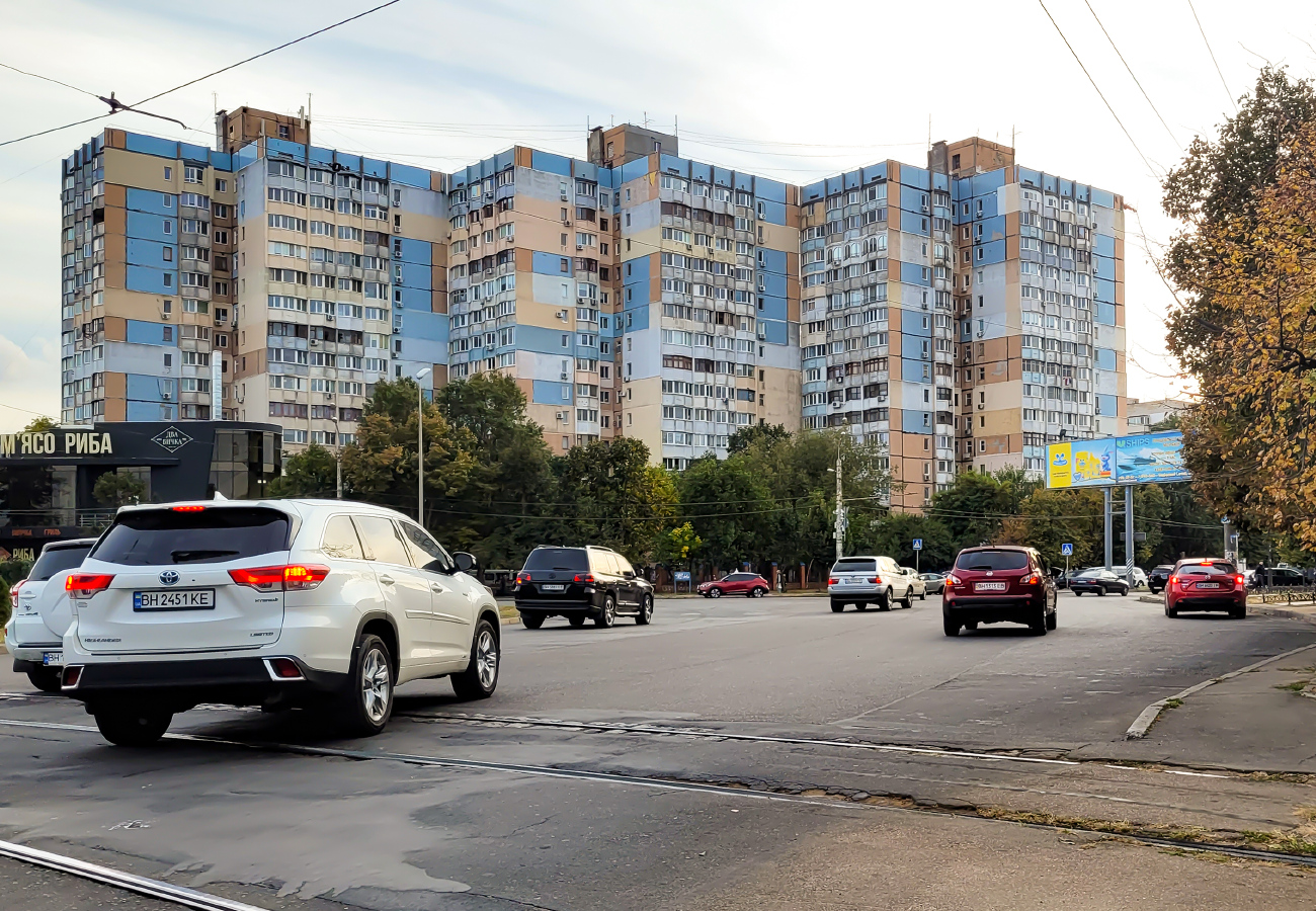 Odesa, Проспект Академіка Глушка, 1/1; Проспект Академіка Глушка, 1; Люстдорфська дорога, 162