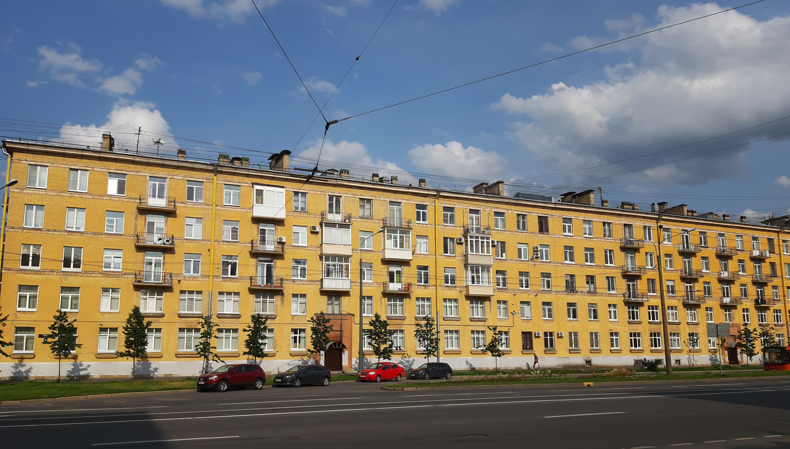 Санкт-Петербург, Наличная улица, 23
