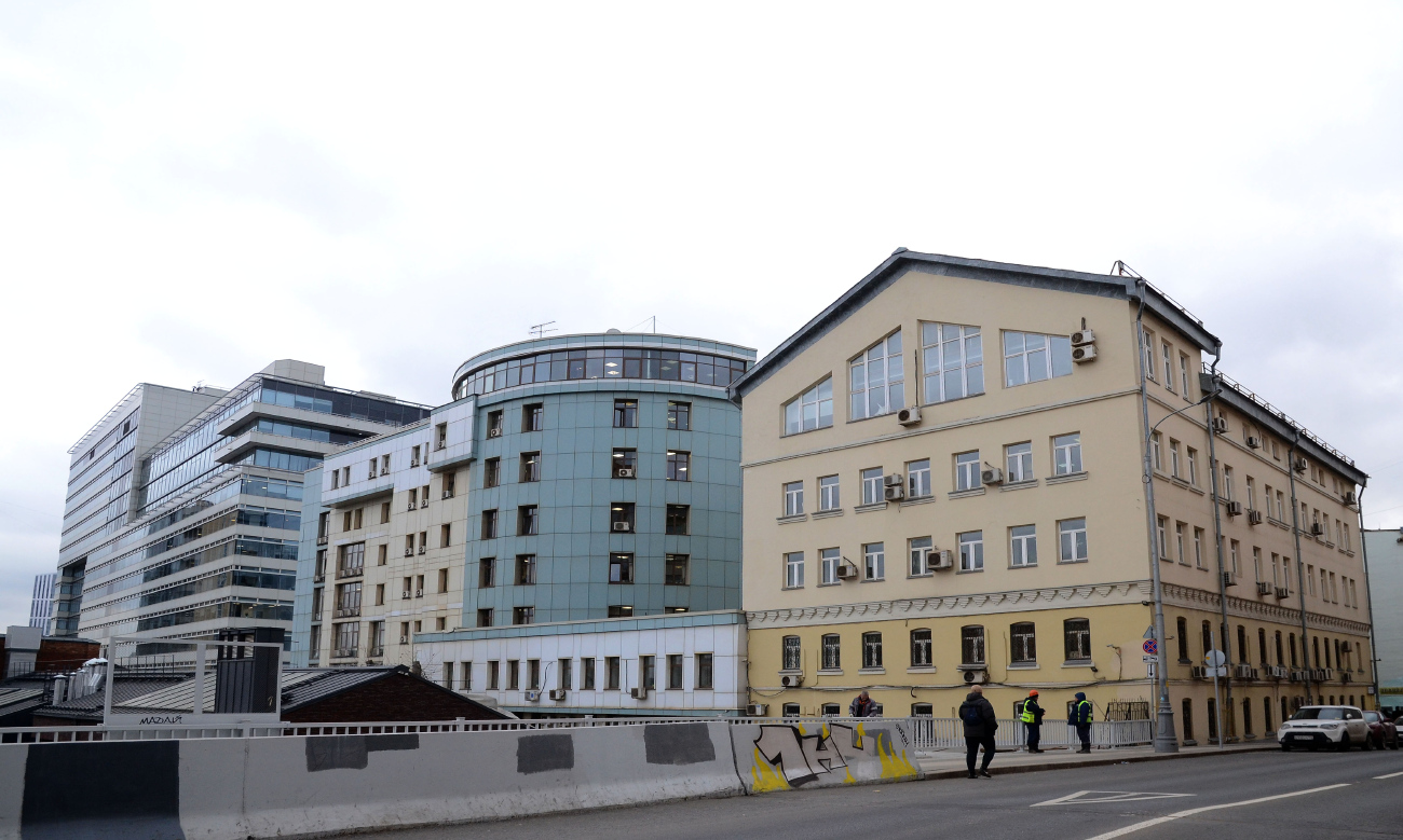 Москва, Улица Земляной Вал, 9; Улица Казакова, 6 стр. 1