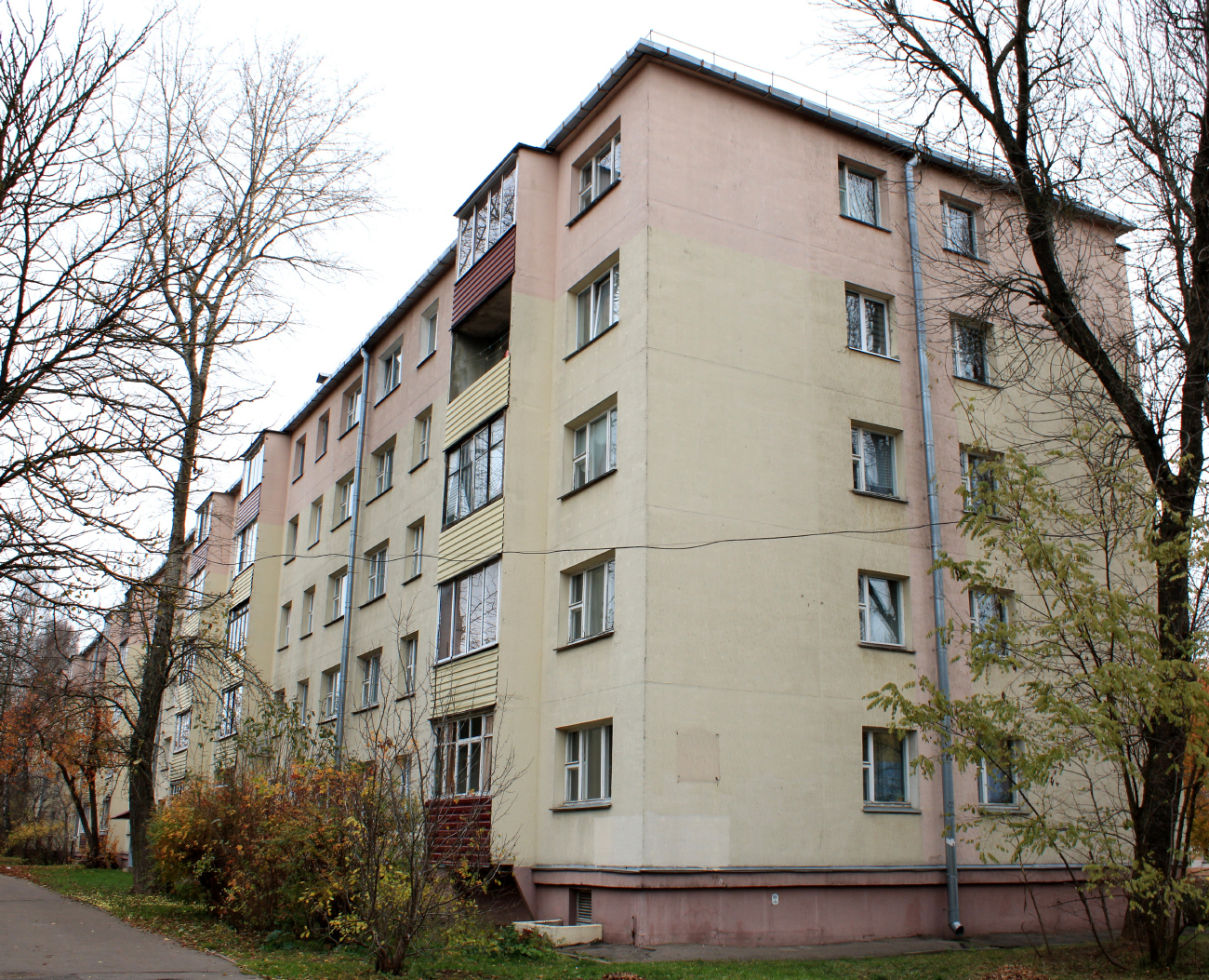 Минск, Улица Данилы Сердича, 16