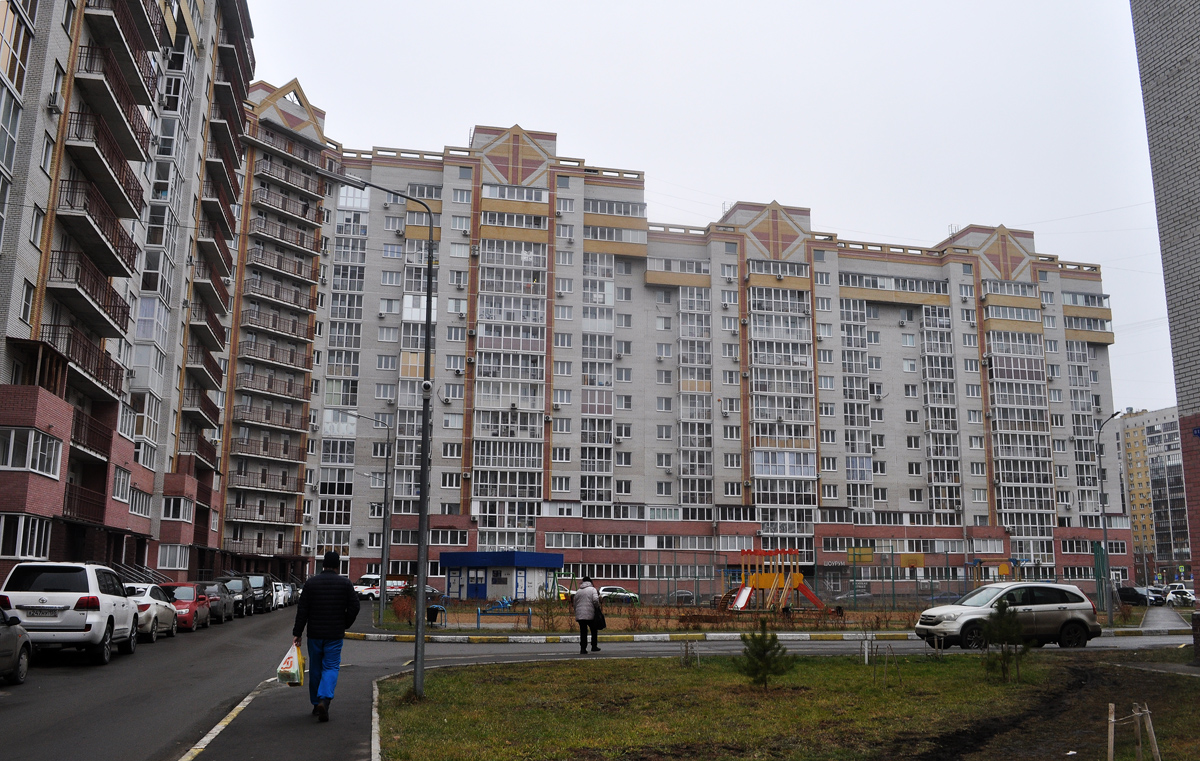 Omsk, Улица Перелёта, 19