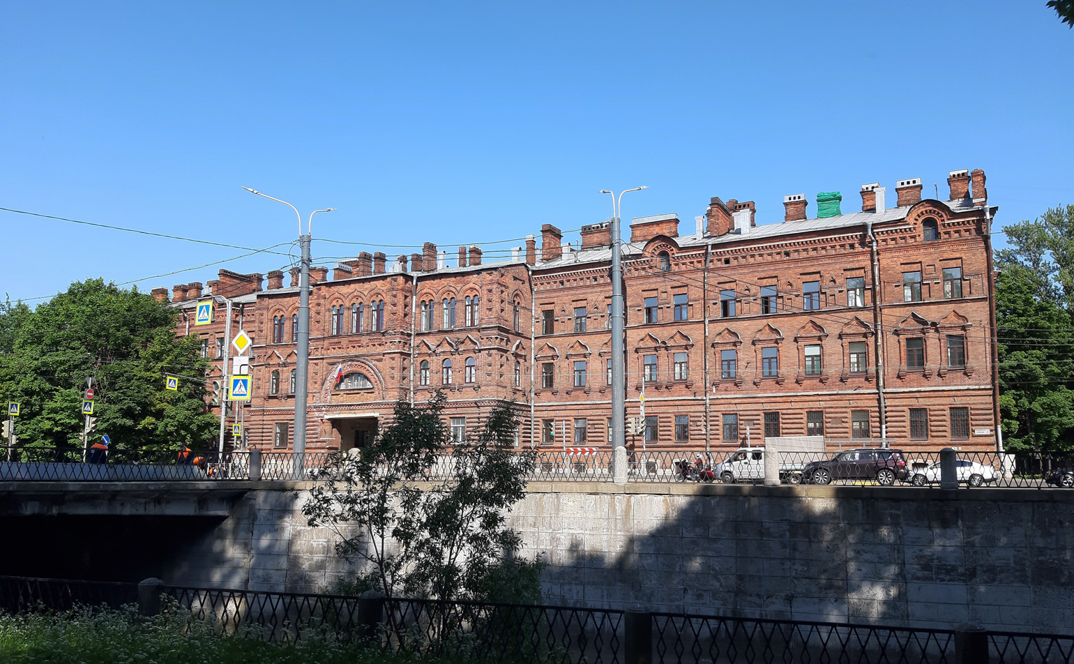 Санкт-Петербург, Набережная реки Волковки, 3