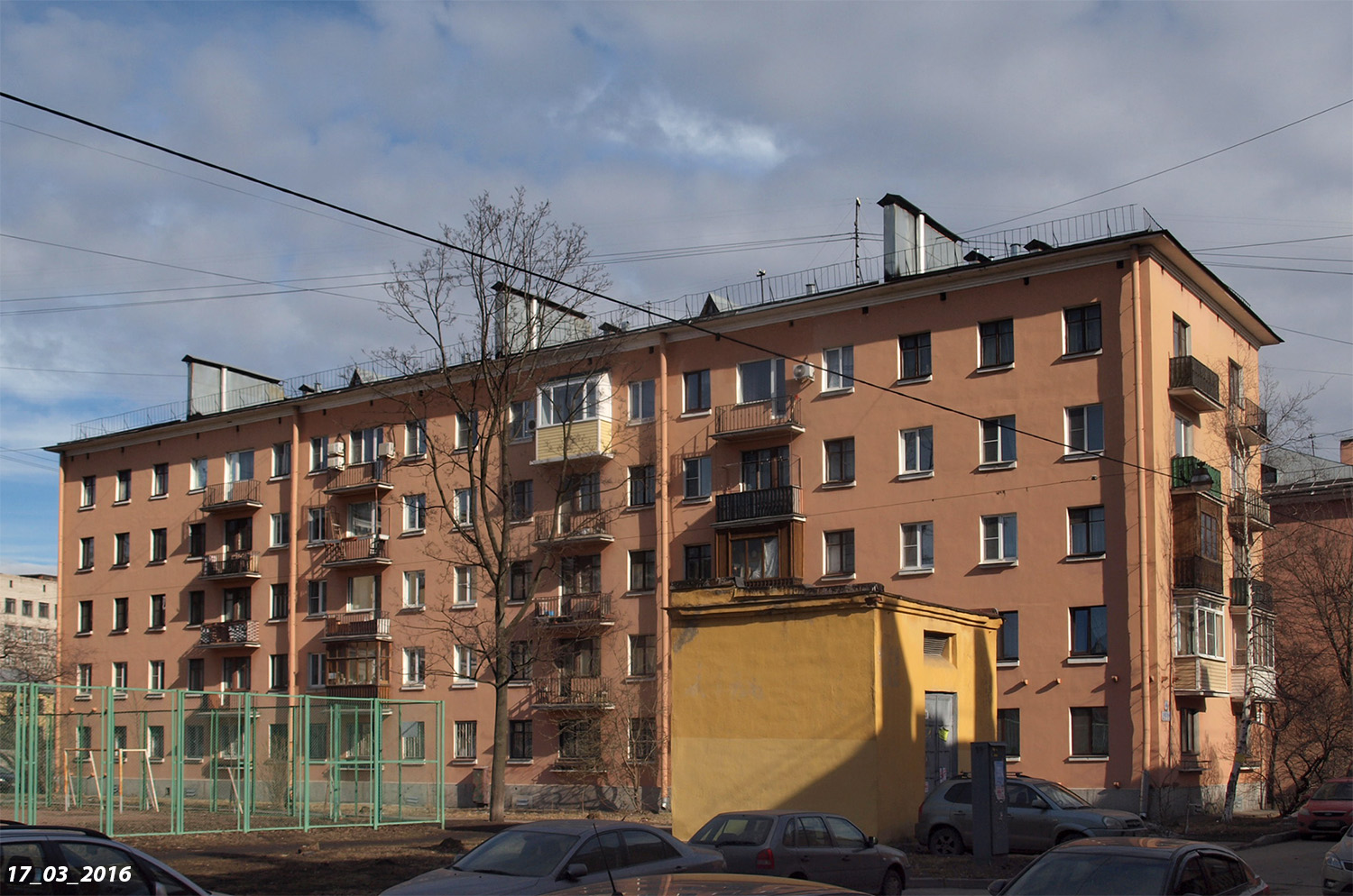 Санкт-Петербург, Тракторная улица, 4 лит. А; Тракторная улица, 4 корп. 3