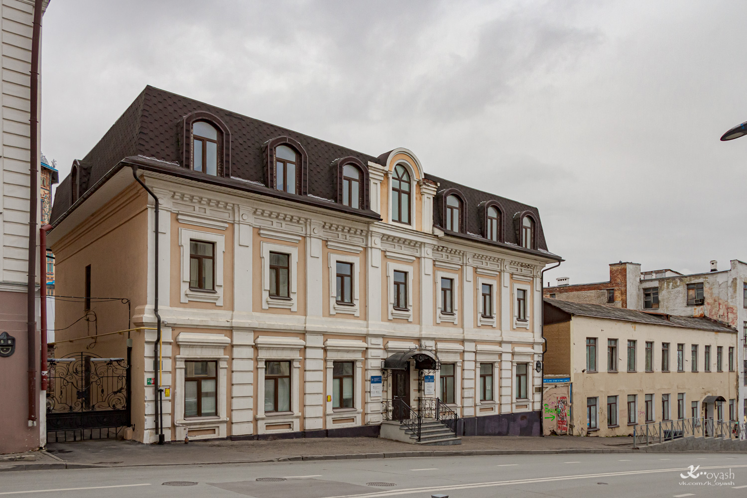 Казань, Улица Чернышевского, 7; Улица Чернышевского, 9