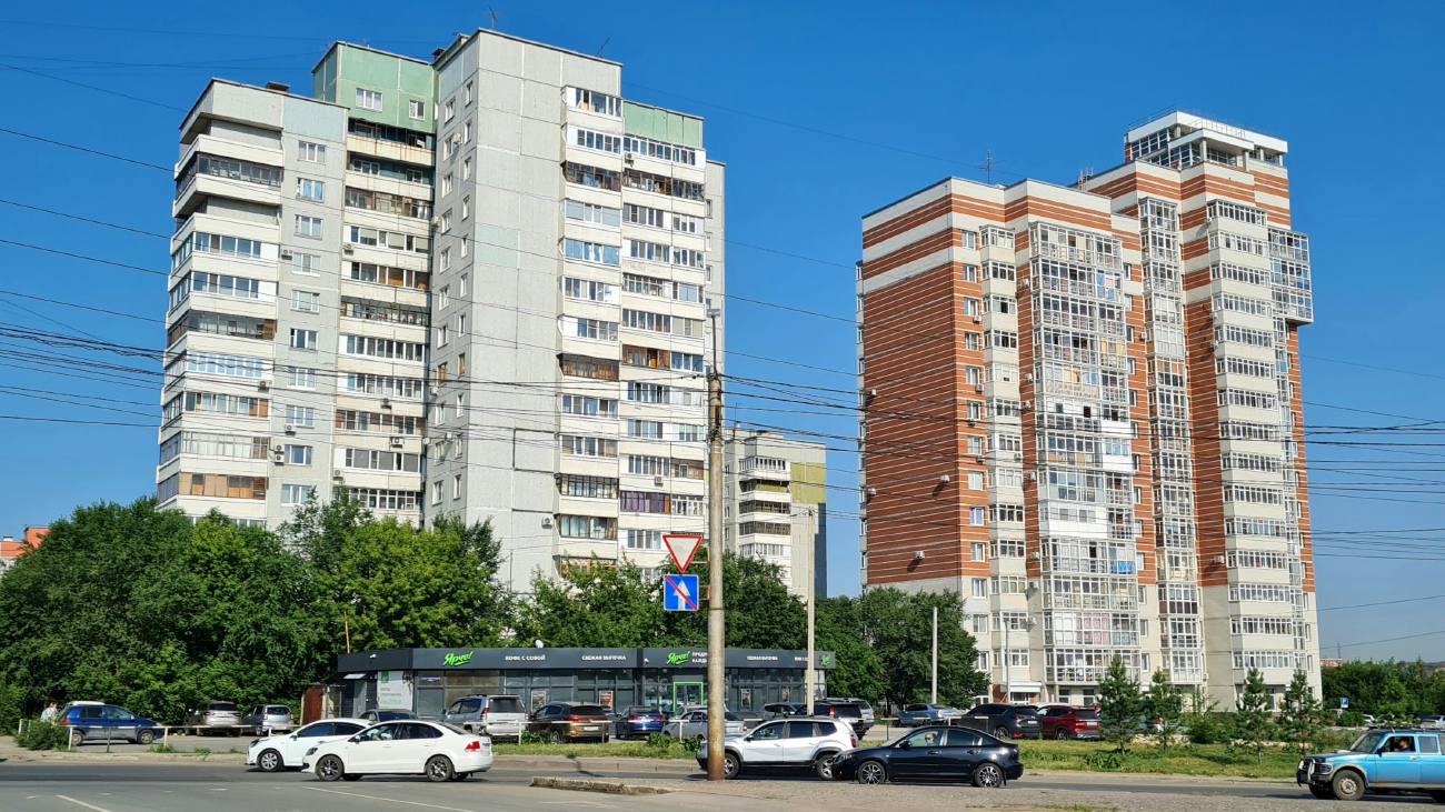 Омск, Улица Богдана Хмельницкого, 38; Улица Богдана Хмельницкого, 38 корп. 1; Улица Богдана Хмельницкого, 38/2