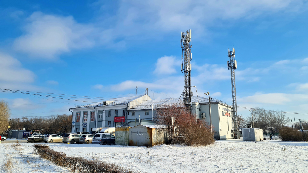 Омск, Улица Воровского, 1 / 1-я улица Красной Звезды, 27
