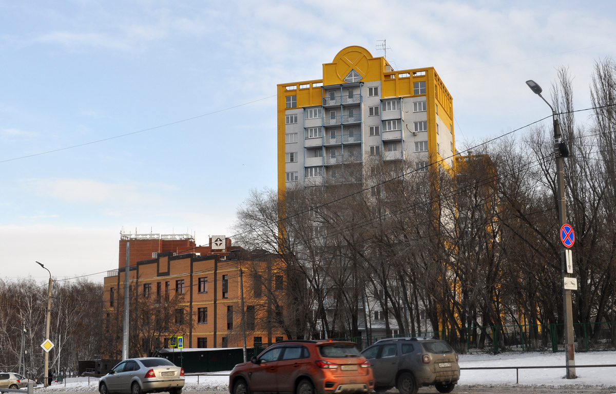 Омск, Улица Перелёта, 7/6; Бульвар Кузьмина, 1