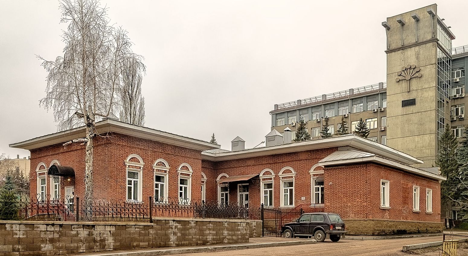 Уфа, Улица Цюрупы, 20; Улица Цюрупы, 13 / Улица Пушкина, 97