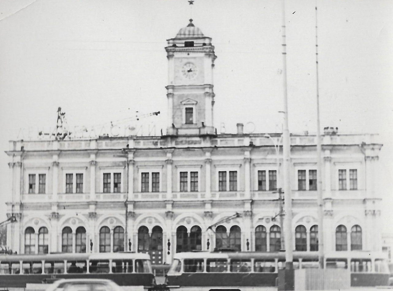 Москва, Комсомольская площадь, 3