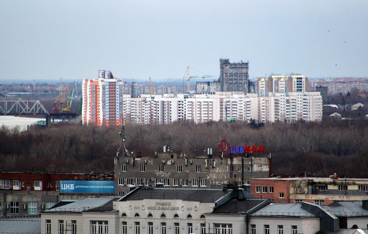 Омск, Проспект Карла Маркса, 18/28; Улица Леонида Маслова, 13; Улица Леонида Маслова, 3; Улица Леонида Маслова, 1; Улица 12 Декабря, 1