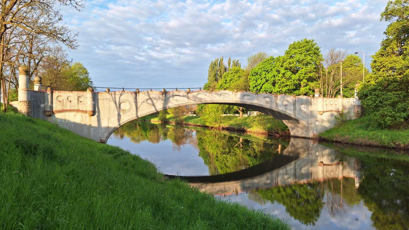 Hradec Králové, Мост Plácky