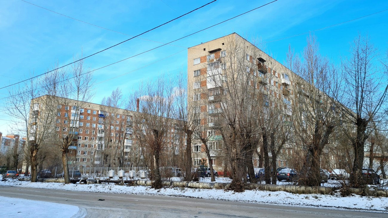 Омск, 4-я Транспортная улица, 38; 4-я Транспортная улица, 40