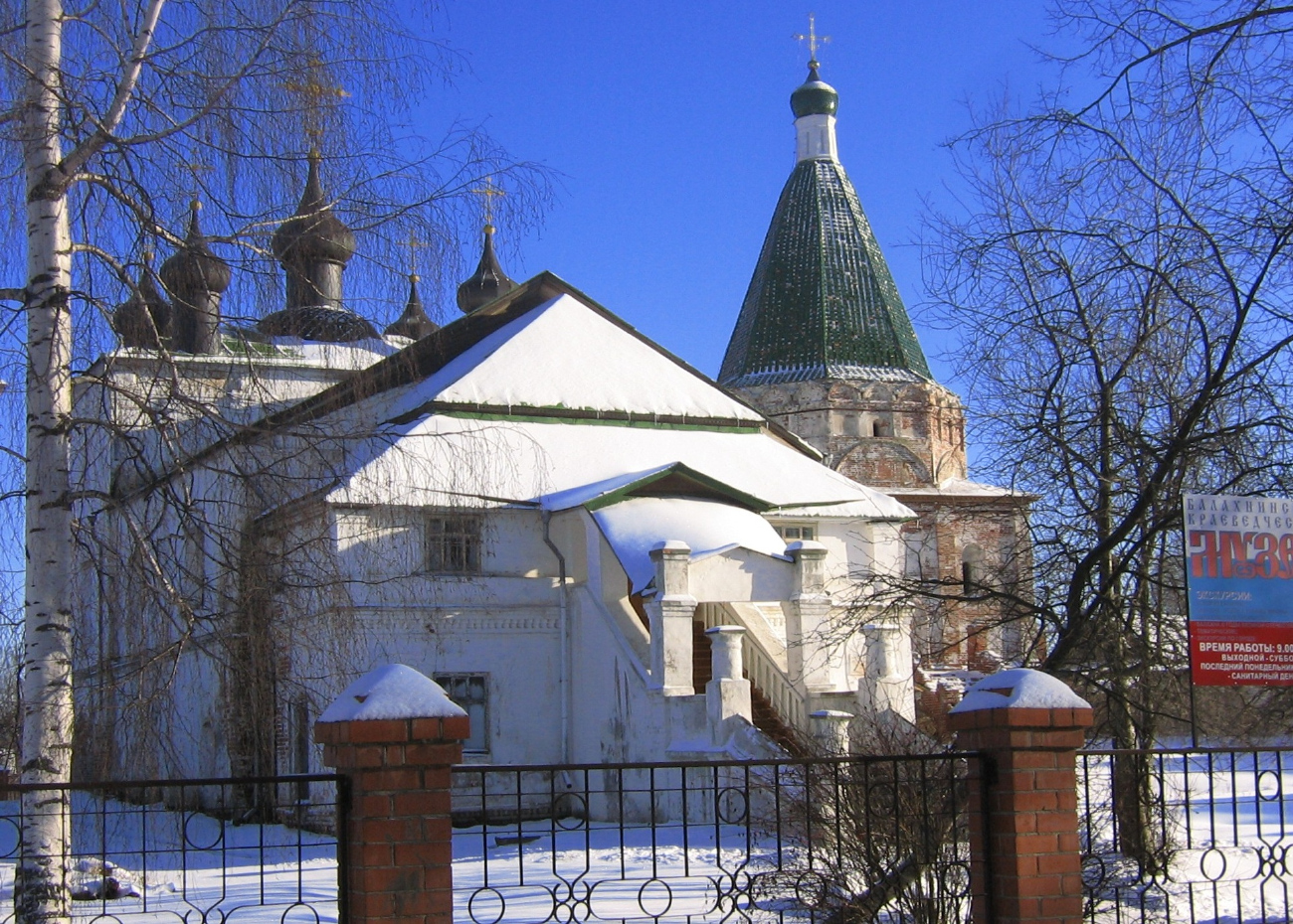 Balakhna, Проспект Революции, 17 (Покровская церковь)