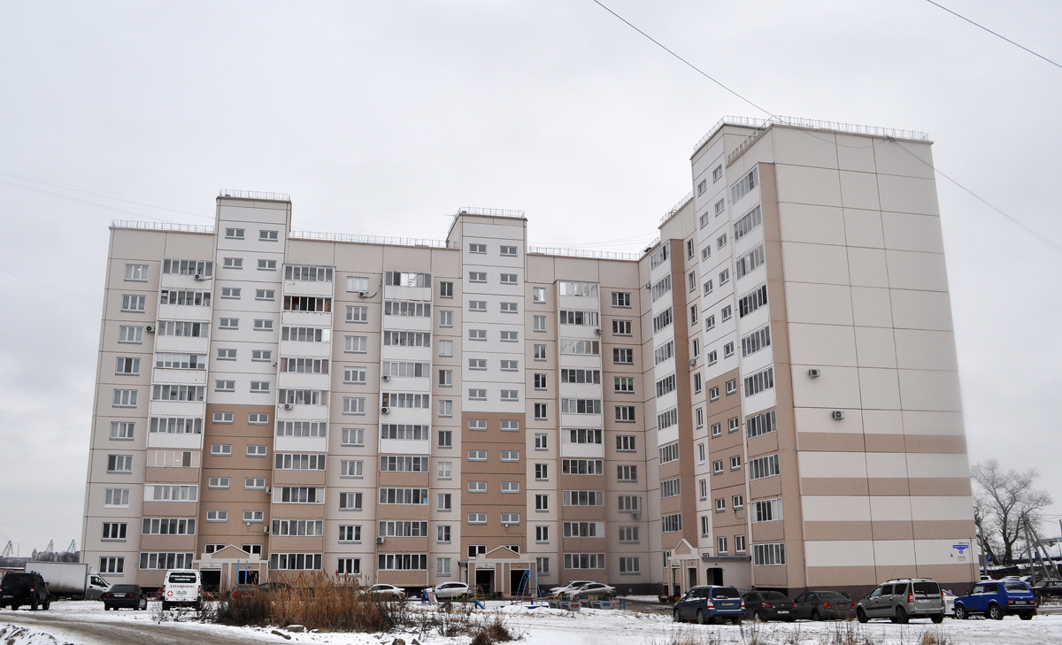 Омск, Улица Леонида Маслова, 8