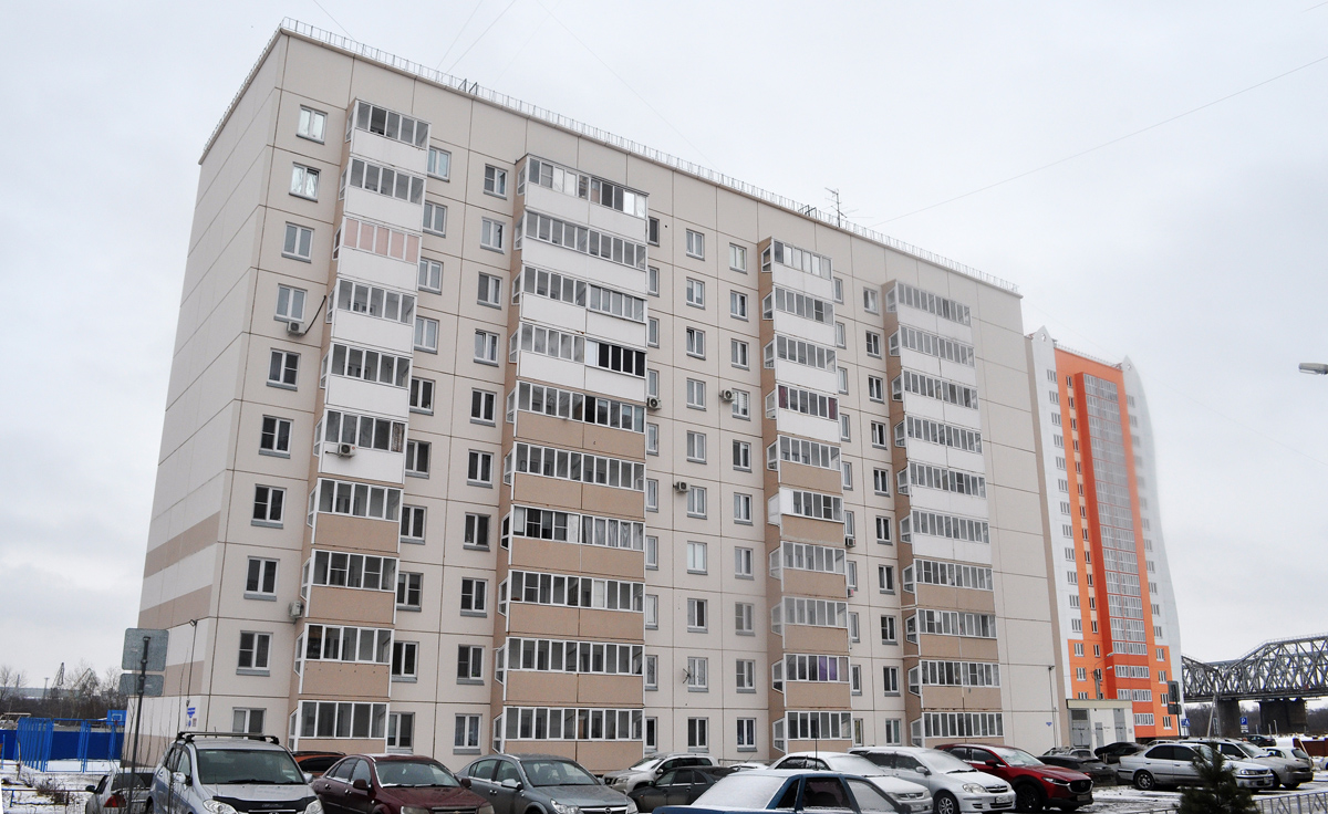 Омск, Улица Леонида Маслова, 9