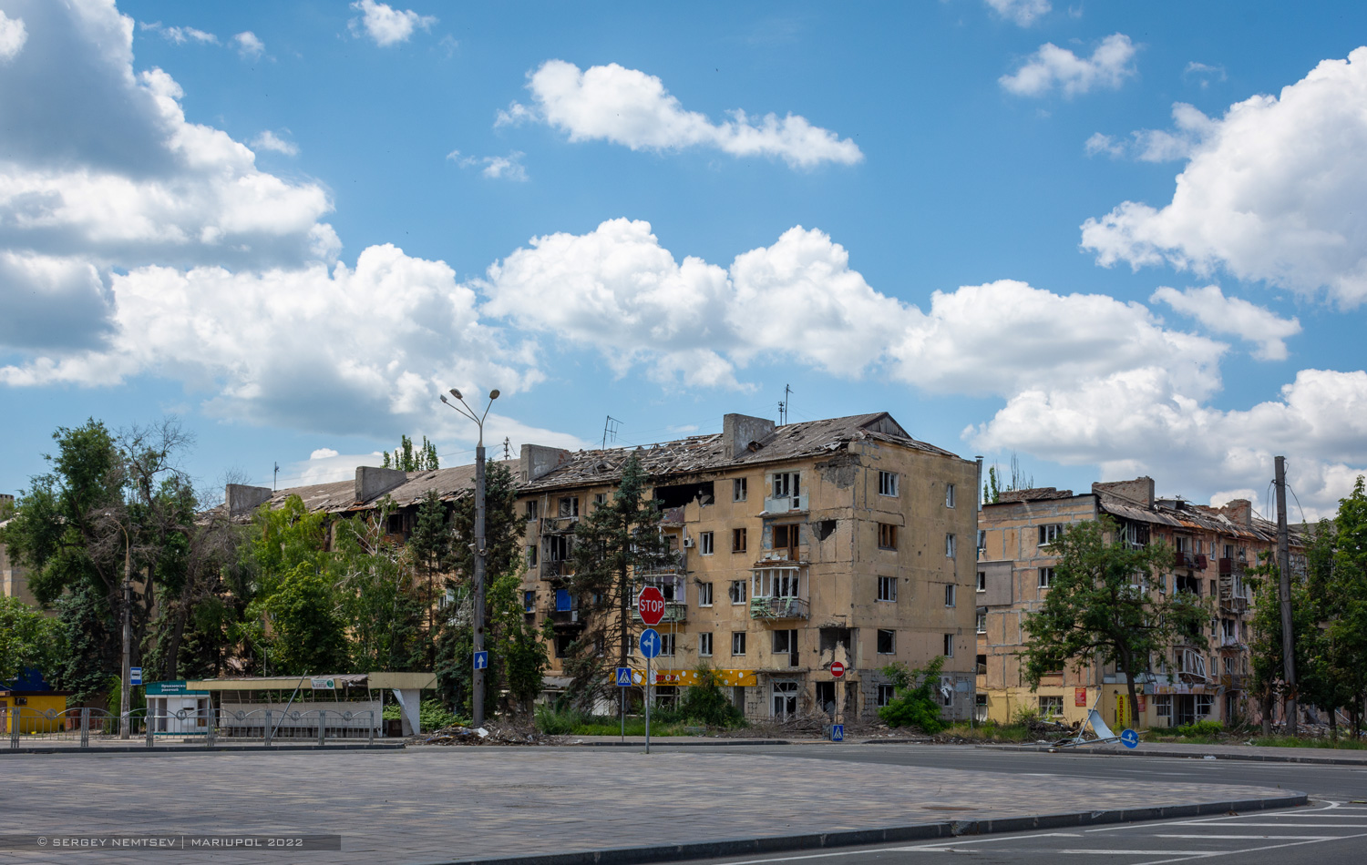 Маріуполь, Проспект Победы, 41 / Бульвар Меотиды, 40