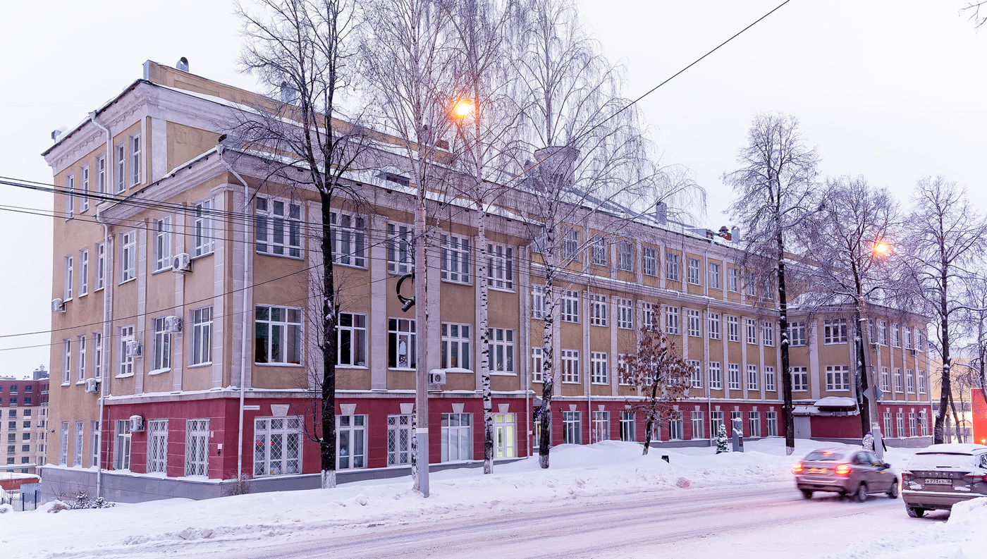 Ижевск, Красногеройская улица, 12
