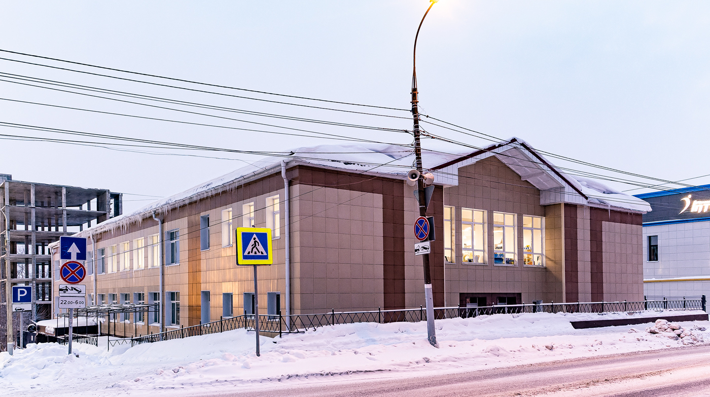 Izhevsk, Красногеройская улица, 16