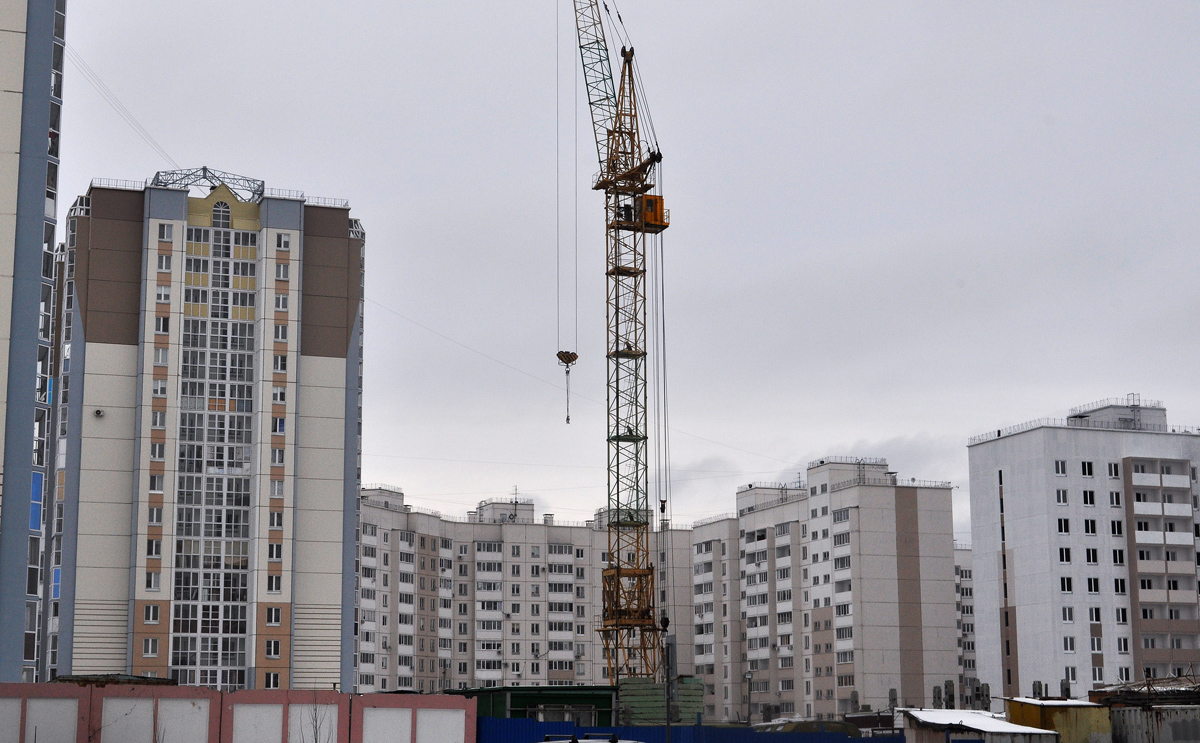 Омск, Улица Леонида Маслова, 2; Улица 12 Декабря, 1; Улица 12 Декабря, 1 корп. 1