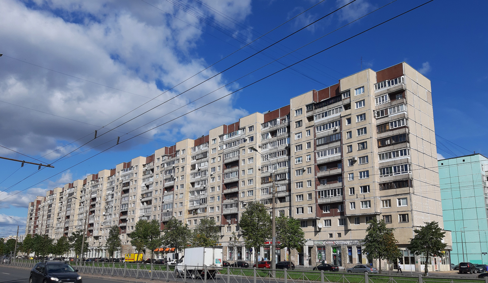 Санкт-Петербург, Проспект Большевиков, 2