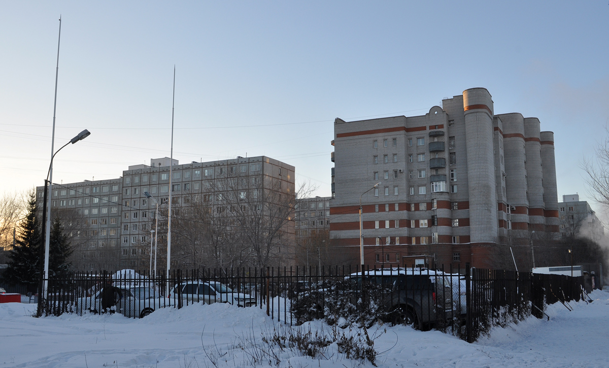 Омск, Проспект Менделеева, 14; Проспект Менделеева, 14/1