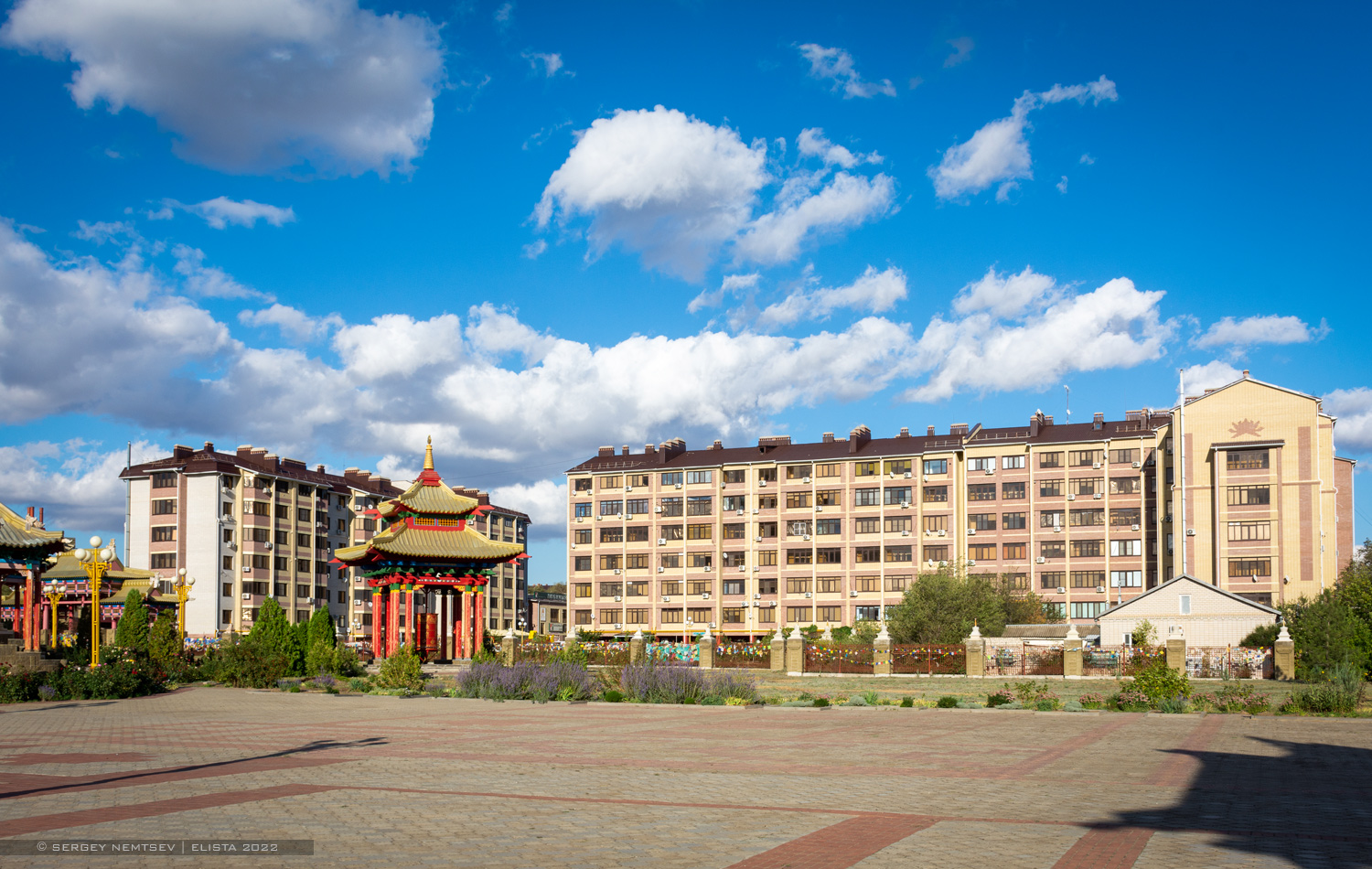 Элиста, Улица Юрия Клыкова, 77В; Улица Клыкова, 77