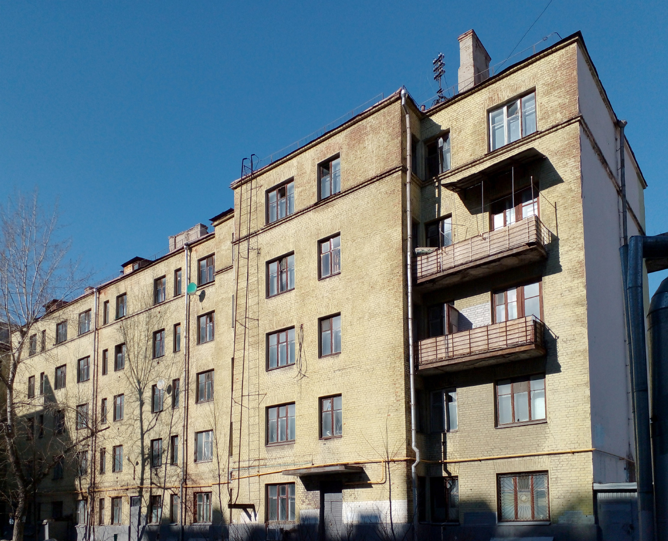 Москва, Крестовоздвиженский переулок, 4
