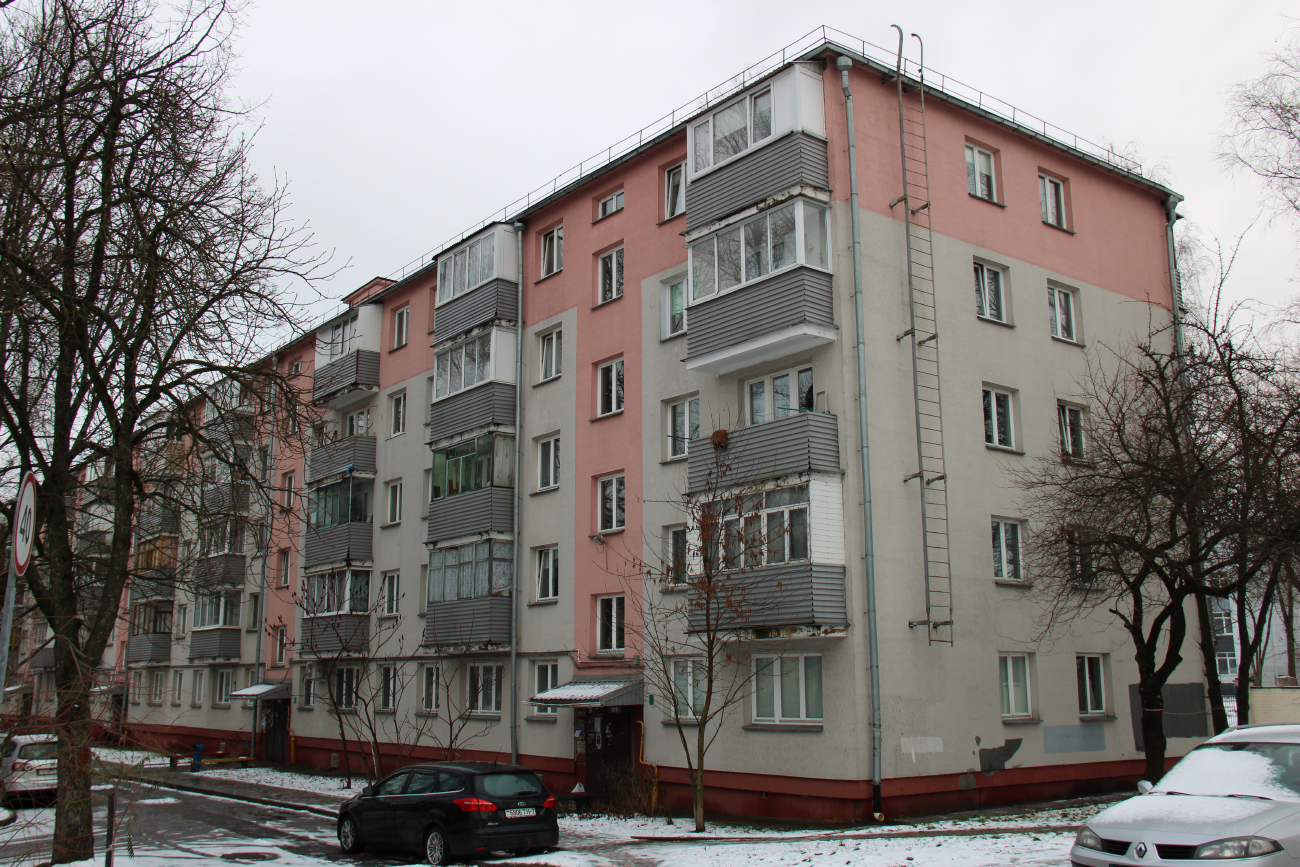 Минск, Улица Искалиева, 10