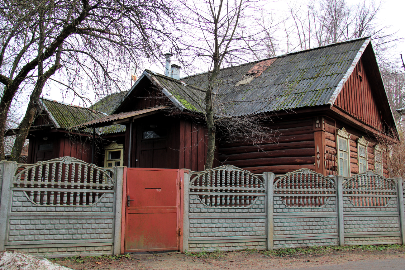 Минск, Улица Смирнова, 30 / Дубравинская улица, 12