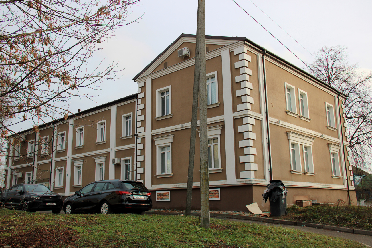 Минск, Грушевская улица, 124 / Прямая улица, 26