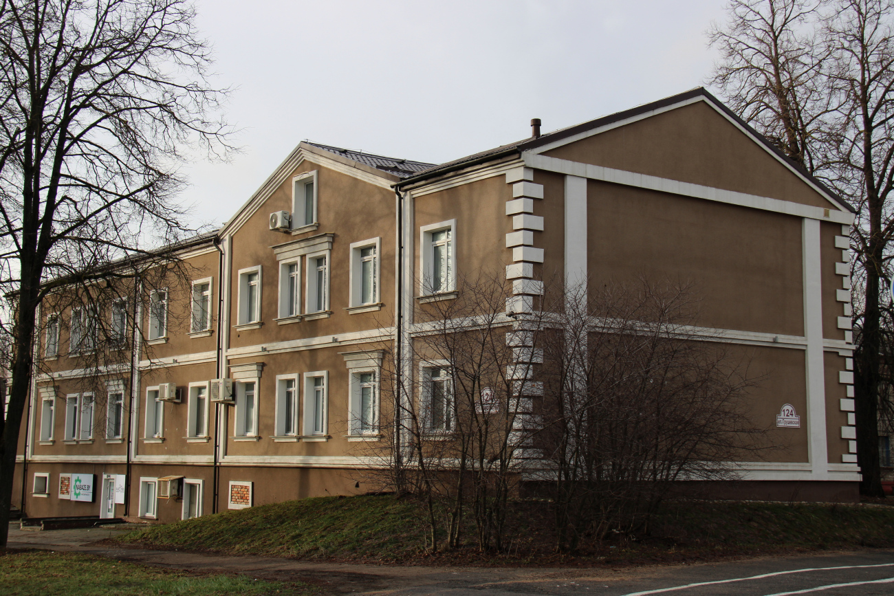 Минск, Грушевская улица, 124 / Прямая улица, 26