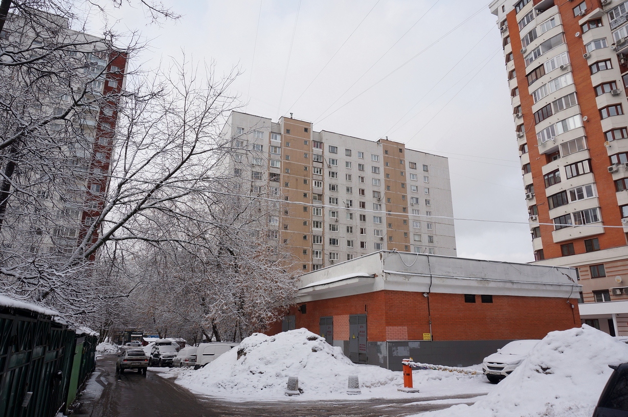 Москва, Верхняя Первомайская улица, 38 стр. 1; 9-я Парковая улица, 42