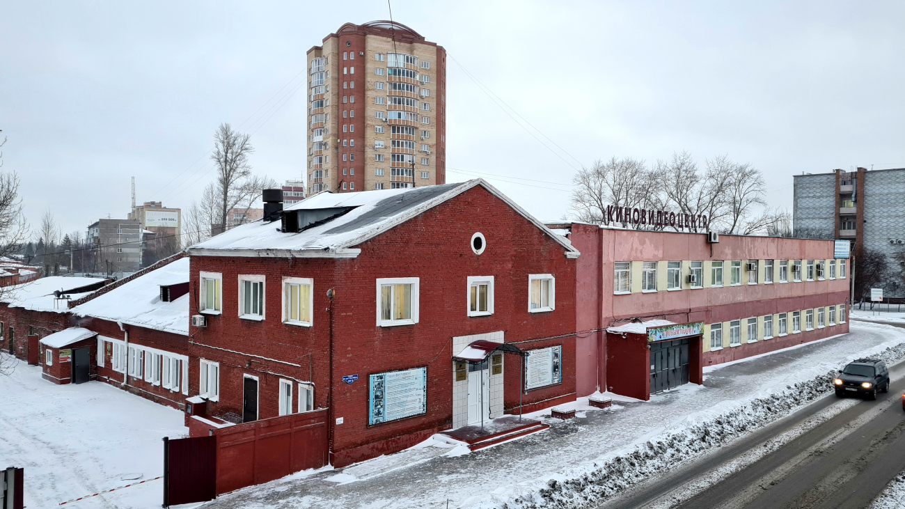 Омск, Улица 10 лет Октября, 195Б; Посёлок Биофабрика, 1/1
