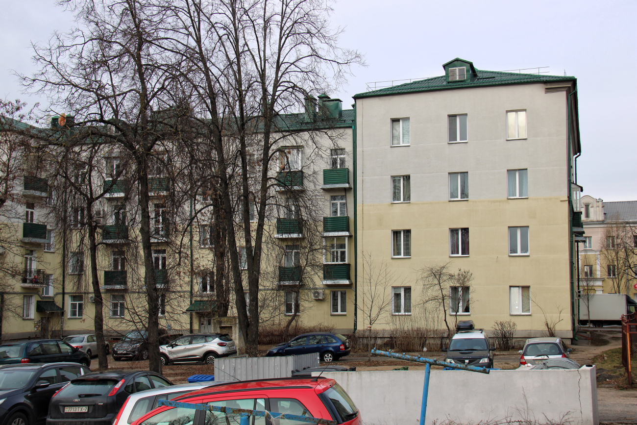 Мінск, Улица Олега Кошевого, 5 / Стахановская улица, 23
