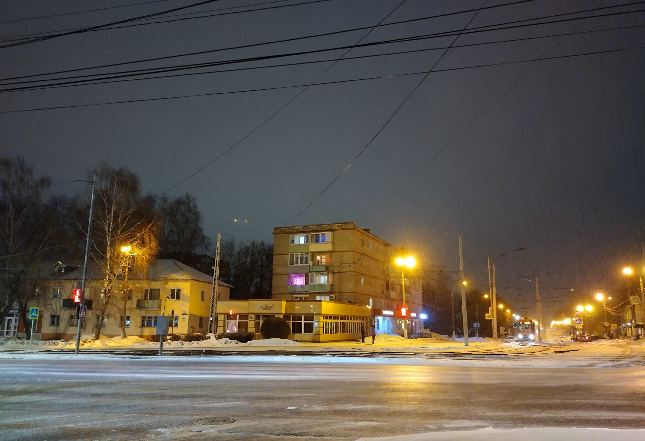 Коломна, Проспект Кирова, 23; Зелёная улица, 1