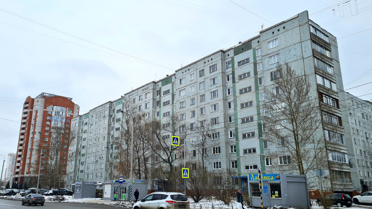 Omsk, Улица Богдана Хмельницкого, 42 корп. 1 / Омская улица, 114 корп. 2; Омская улица, 114
