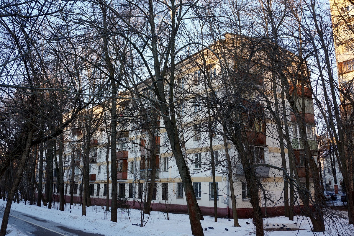 Москва, Измайловский проспект, 83
