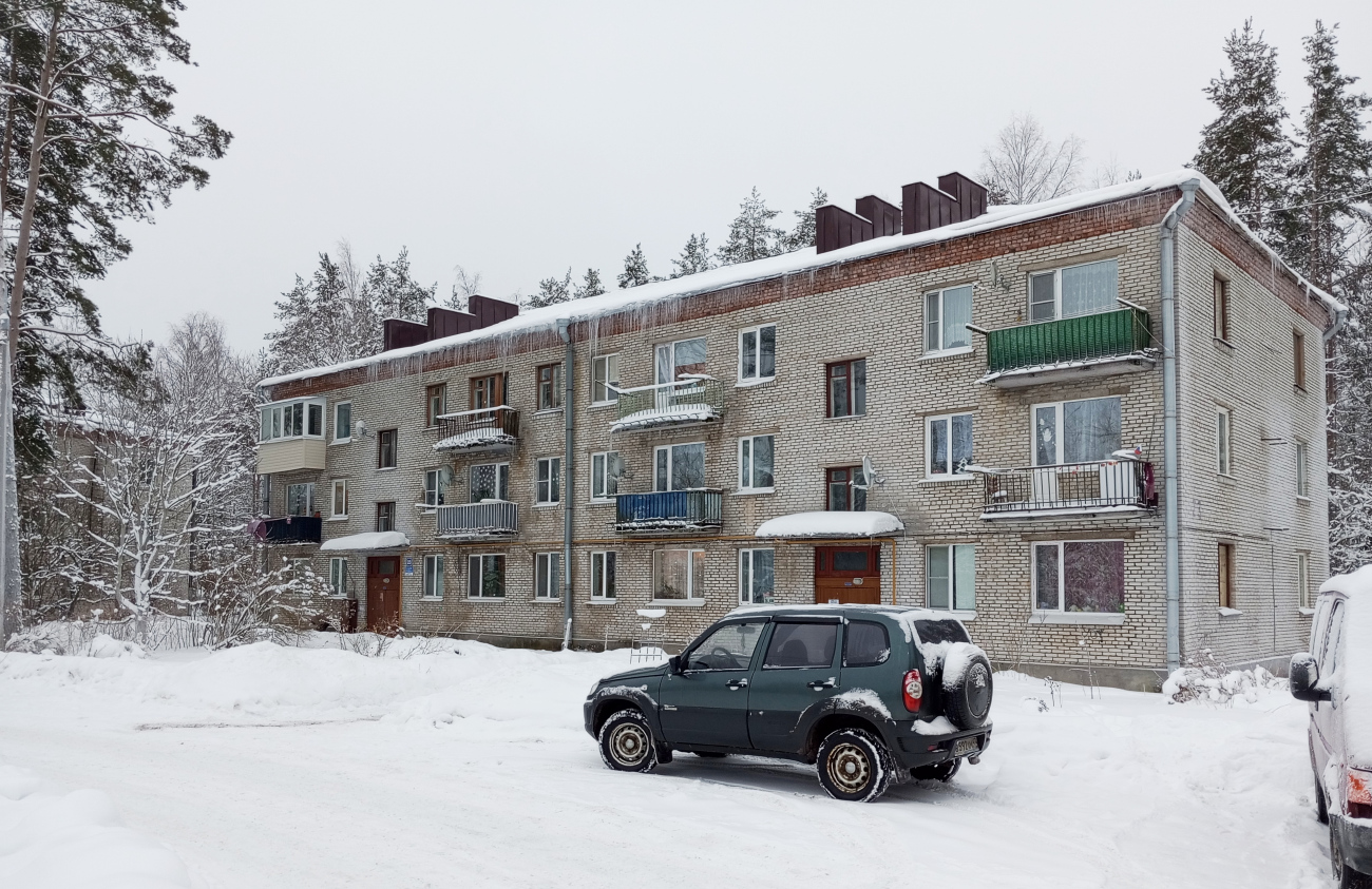 Семиозерье, Парковый переулок, 23