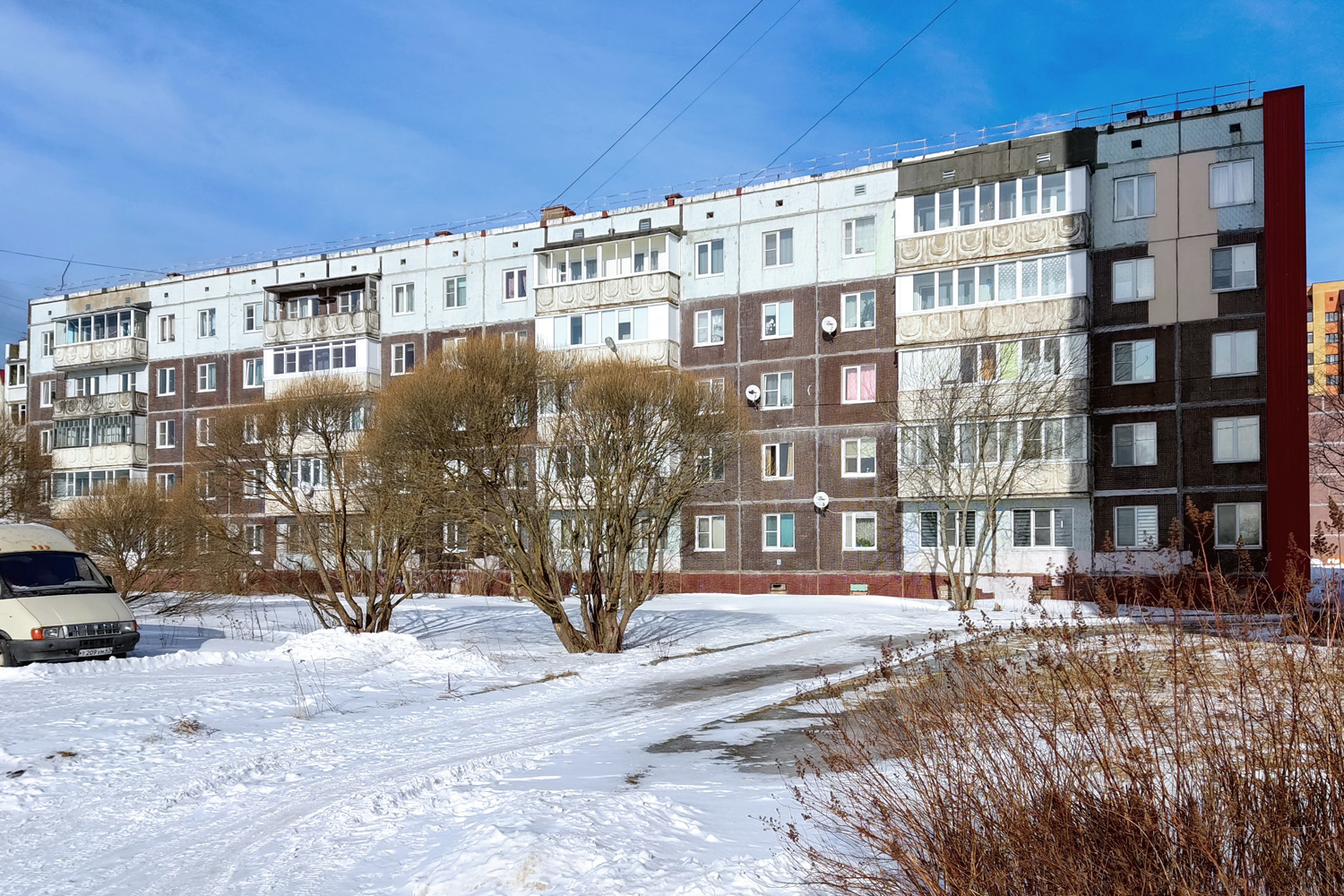 Kirishi, Плавницкий бульвар, 24