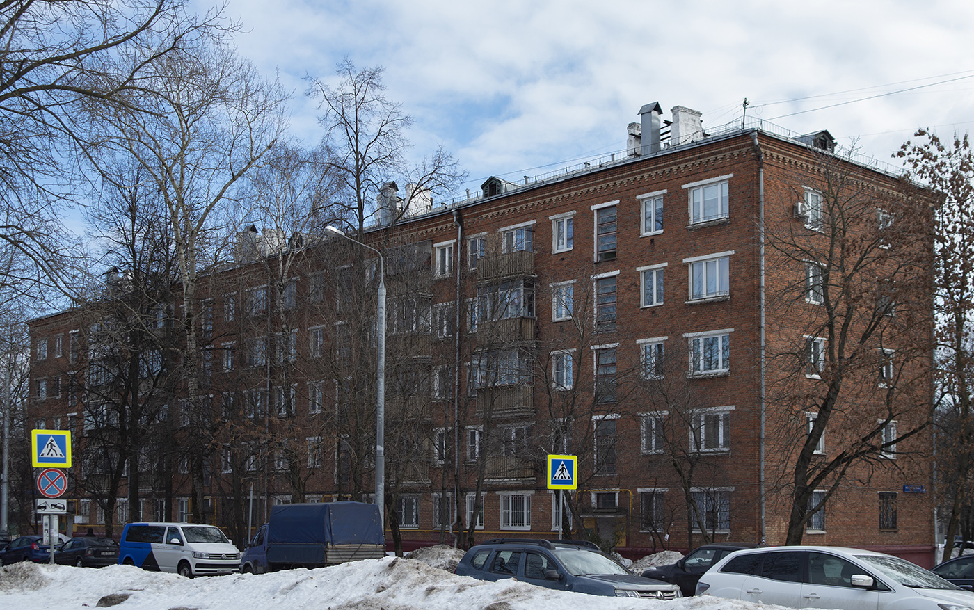 Москва, Улица Маршала Неделина, 8