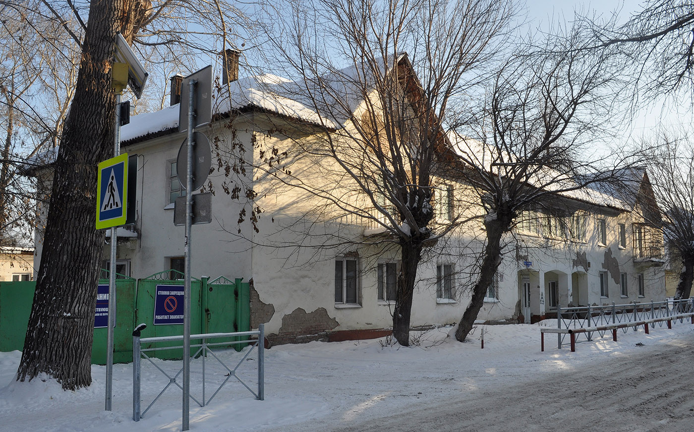 Омск, Ангарская улица, 11