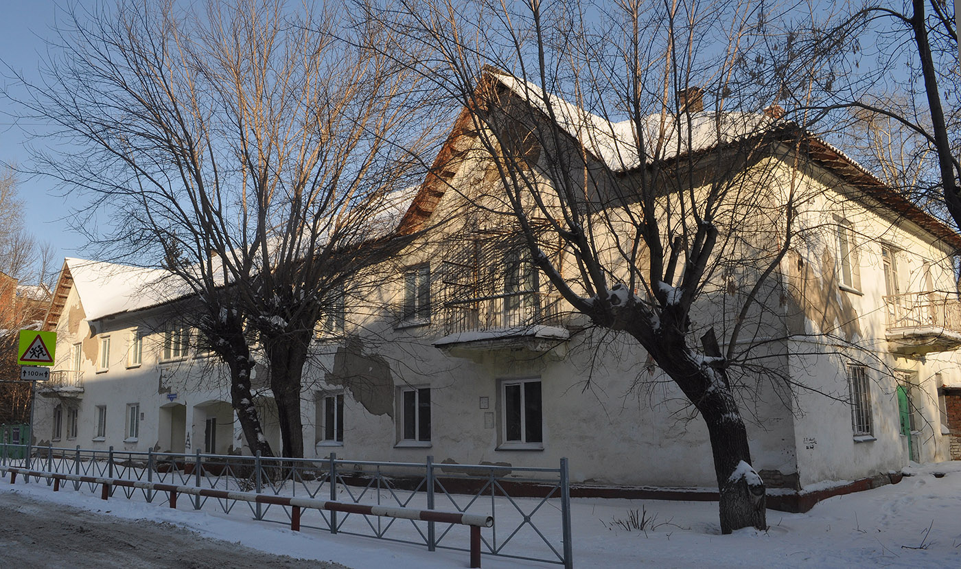 Омск, Ангарская улица, 11