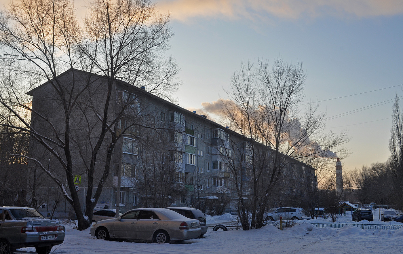 Омск, Крыловская улица, 48