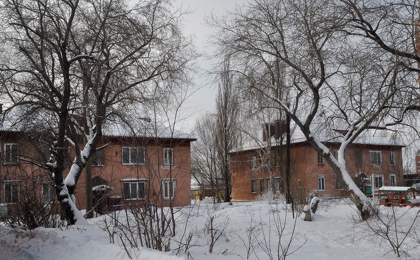 Омск, 11-я Ремесленная улица, 29; 11-я Ремесленная улица, 27