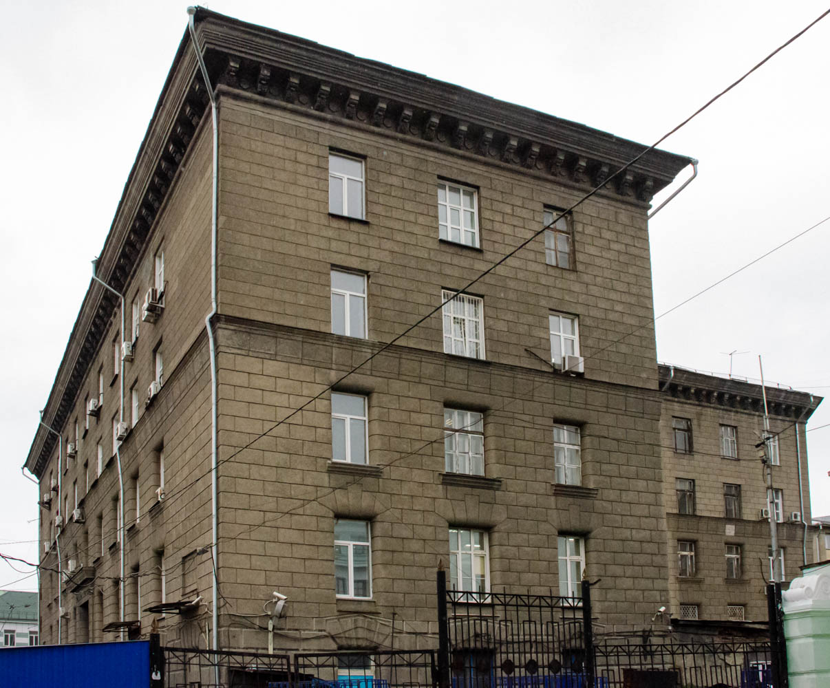 Новосибирск, Улица Дмитрия Шамшурина, 43