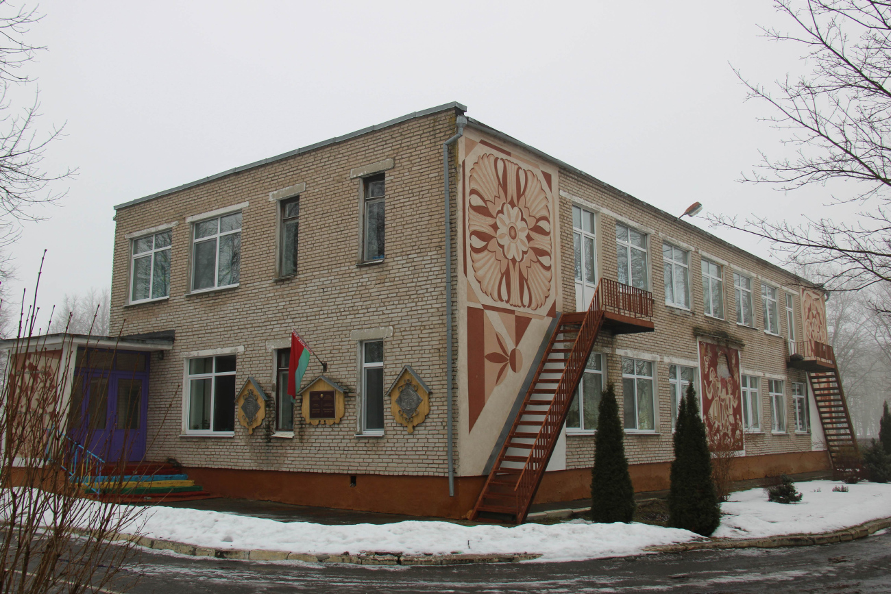 Большевик, Фабричная улица, 2