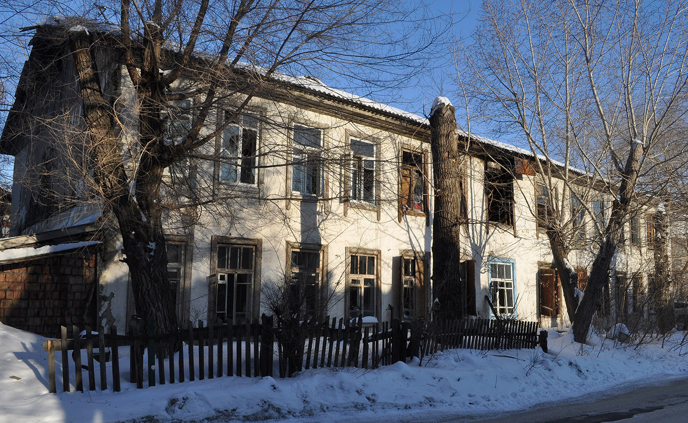 Омск, Октябрьская улица, 3