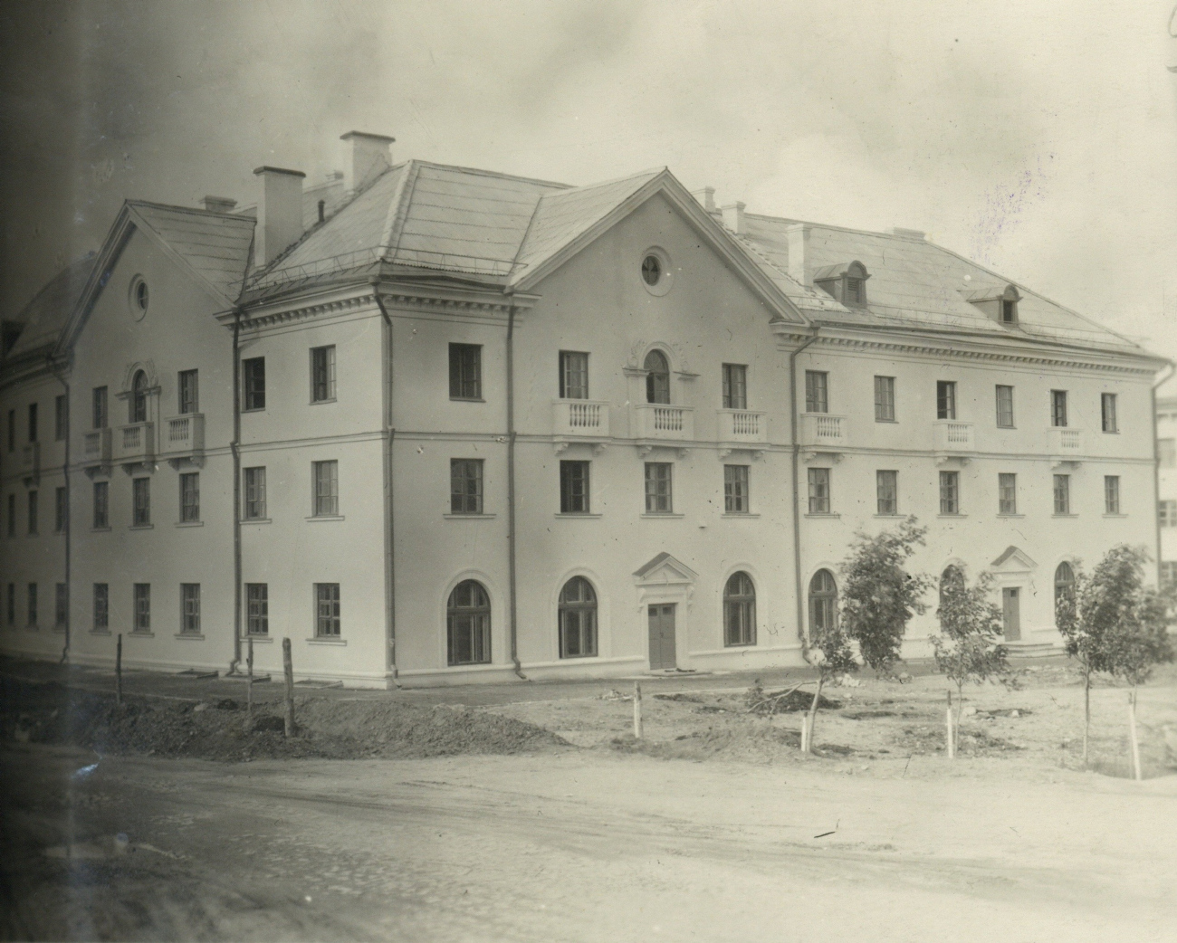Минск, Проспект Независимости, 103 / Волгоградская улица, 2