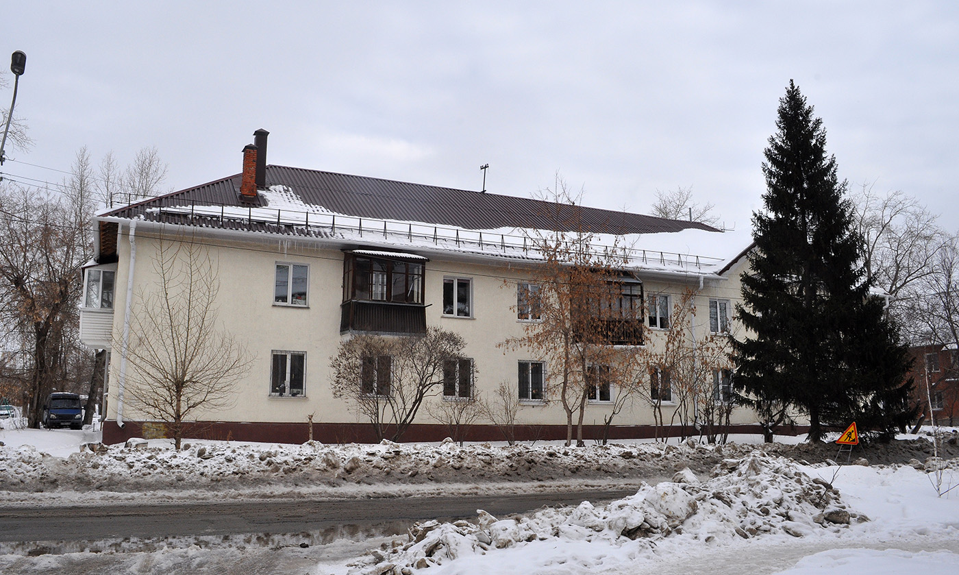 Omsk, Улица Малунцева, 26 / Улица XIX Партсъезда, 1